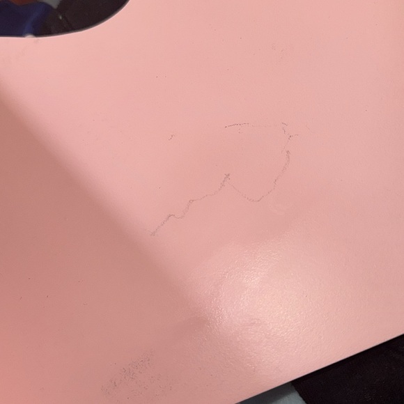 Pink crown shelf - Picture 3 of 4